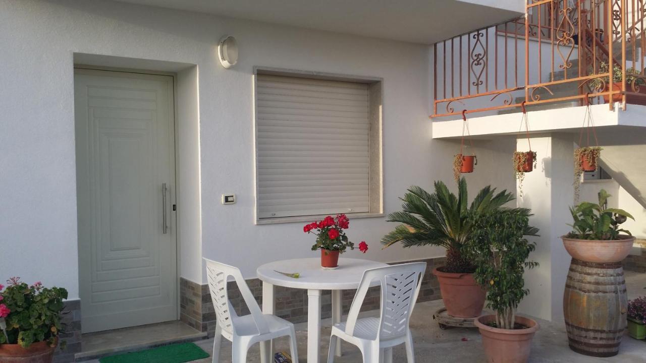 Sole E Fiori Di Sicilia Leilighet Valderice Eksteriør bilde